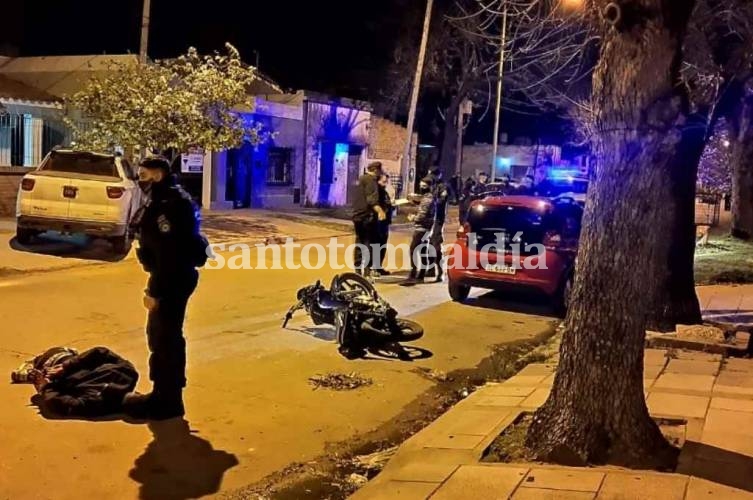 Santa Fe: un policía baleó a un ladrón que intentó asaltar a su padre 