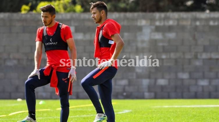 Escándalo en San Lorenzo: Ángel Romero fracturó al juvenil Andrés Herrera