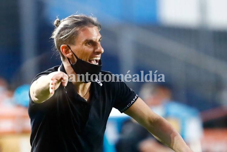 Racing visita a Alianza Lima con el objetivo de volver al triunfo