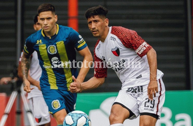 En su primer amistoso, Colón goleó 4 a 1  a Rosario Central
