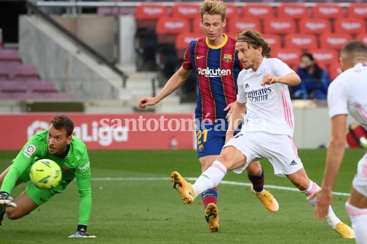 Real Madrid se recuperó y le ganó al Barcelona en el Camp Nou 