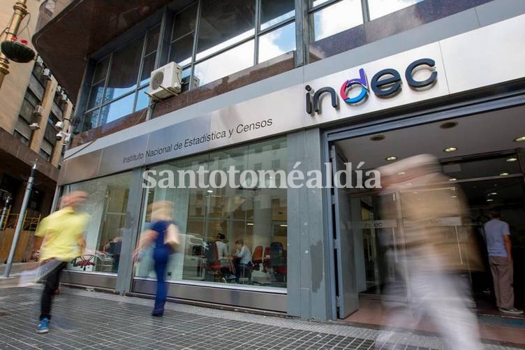 Una familia tipo necesitó en octubre $49.911,60 para no ser pobre