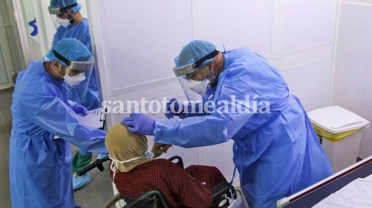 En la Argentina  se informaron 10.332 nuevos casos y 241 muertes en 24 horas