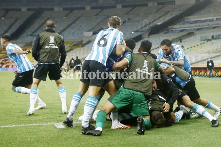 Racing eliminó al Flamengo por penales y avanzó a los cuartos de la Copa Libertadores