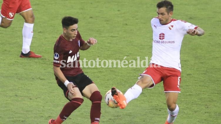 Independiente y Lanús no supieron sacarse ventajas en la ida de cuartos