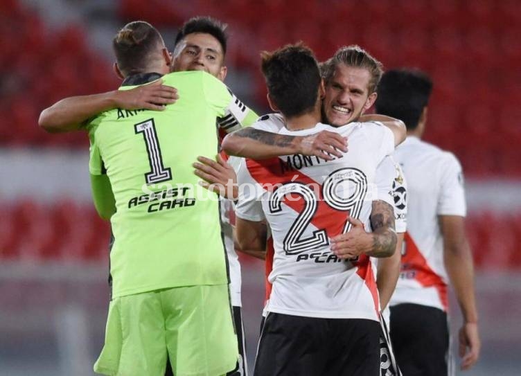 River se impuso sobre Nacional en el encuentro de ida de los cuartos