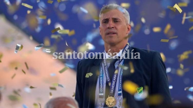 Hernán Crespo anunció su partida de Defensa y Justicia