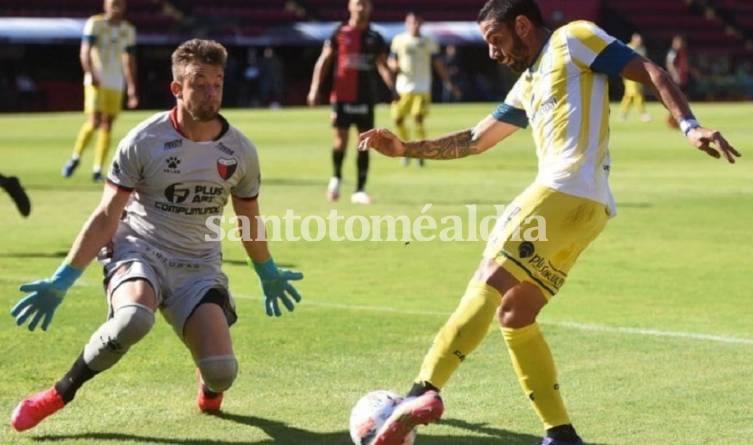 Colón y Rosario Central igualaron en cero