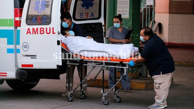 Chile, con los hospitales al borde del colapso