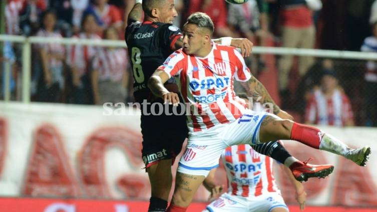 Brian Blasi se perderá el clásico por dar positivo de COVID-19