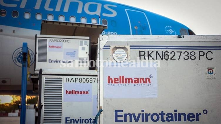 Partió a la madrugada un nuevo vuelo a Moscú para traer más vacunas