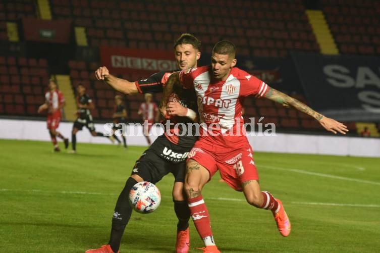 El clásico terminó en empate y Unión quedó eliminado