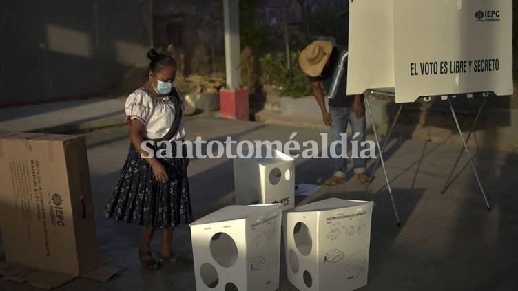 La violencia empañó las mayores elecciones en la historia de México