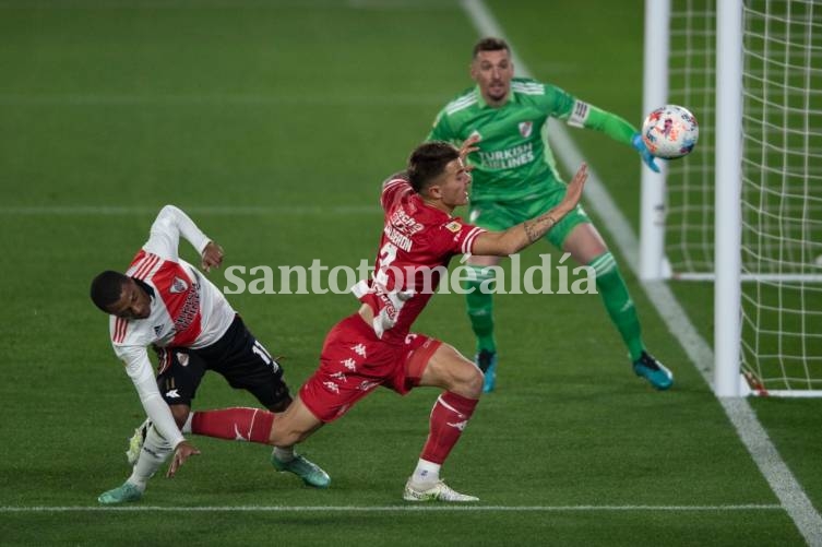 River no tuvo piedad y goleó a Unión 4 a 0