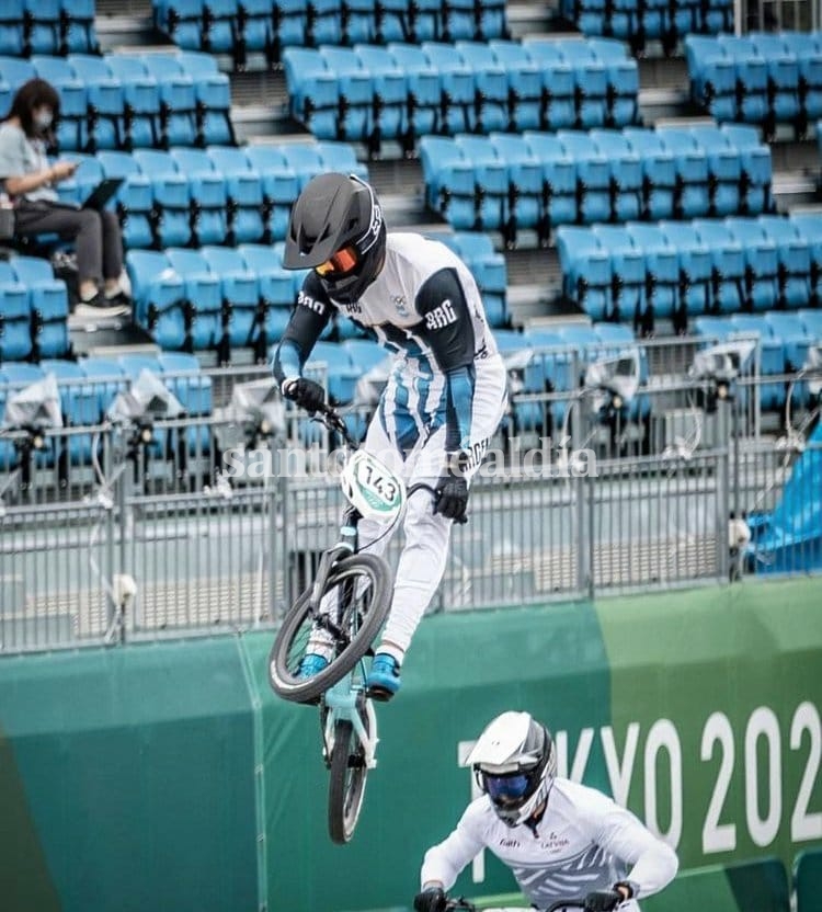 Ciclismo BMX: Exequiel Torres, de gran actuación, clasificó a semifinales y sueña