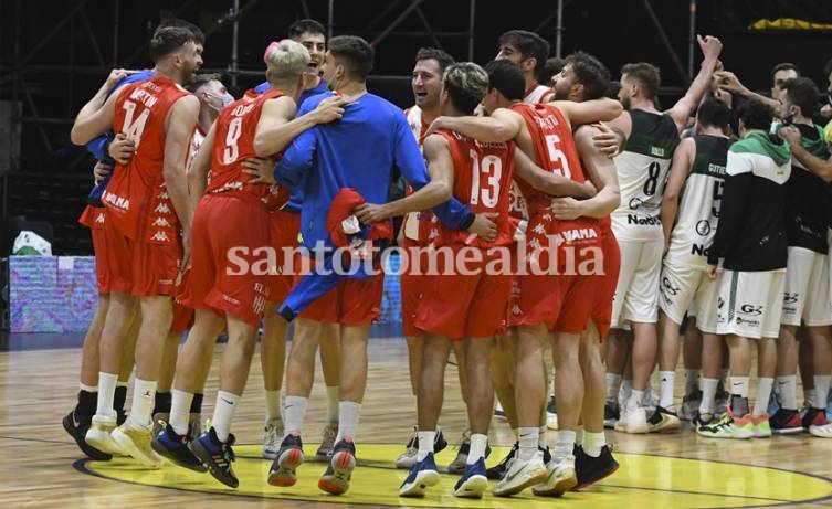 Básquet: Unión dio el primer golpe en las Finales