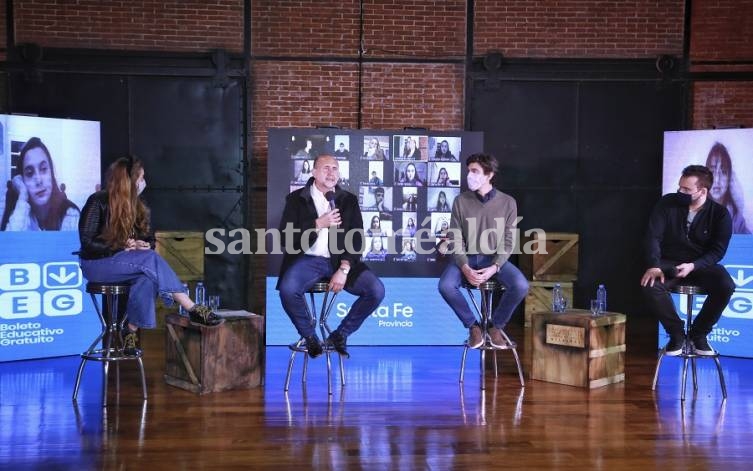 Perotti anunció el envío a la Legislatura de un proyecto para establecer el voto joven desde los 16 años