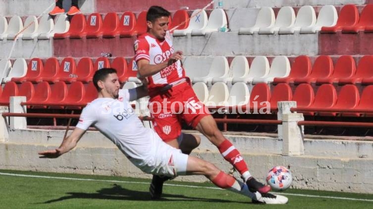 Unión no pudo con Estudiantes y alargó su mala racha
