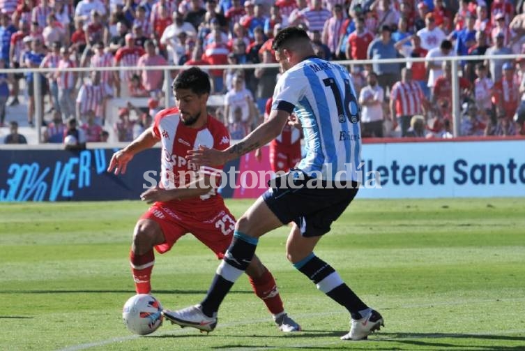 Unión empató 1 a 1 con Racing en el 15 de Abril 