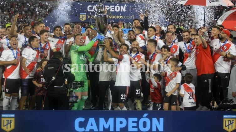 River venció a Racing y se consagró campeón de la LPF