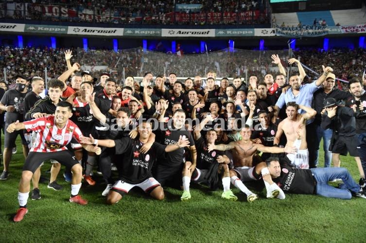 Barracas Central ascendió a la Liga Profesional tras vencer por penales a Quilmes