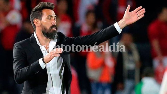 Eduardo Domínguez es oficialmente el nuevo DT de Independiente