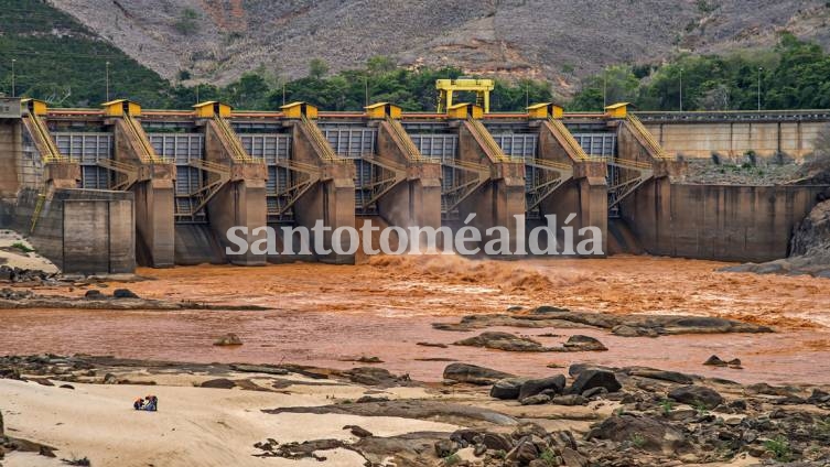 Alerta máxima ante el riesgo de rotura de una represa en el estado brasileño de Minas Gerais por las fuertes lluvias
