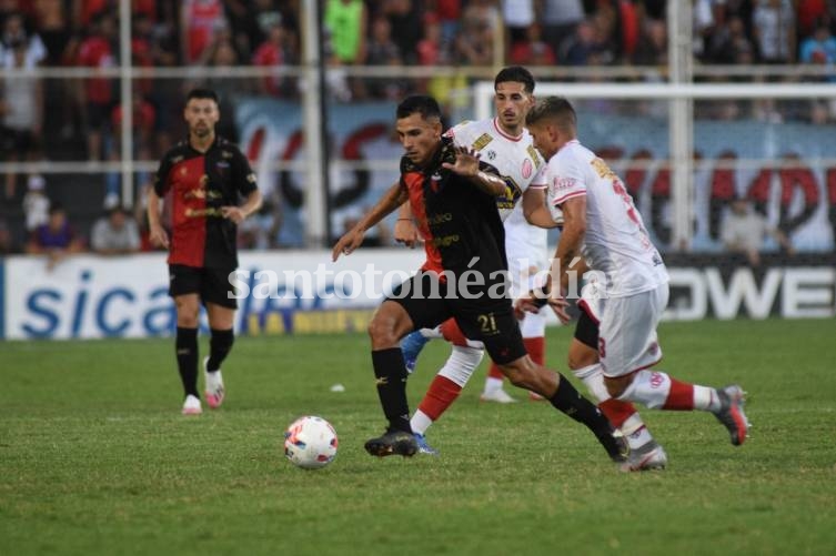 Copa Argentina: esta noche Colón enfrenta a Sportivo Peñarol