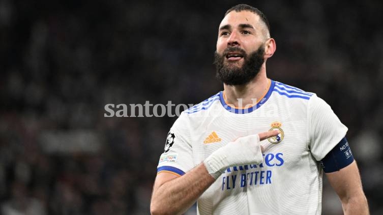 Real Madrid, con tres goles de Benzema, lo dio vuelta y eliminó al PSG de Messi