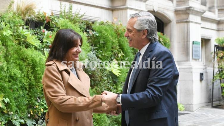 El Presidente se entrevistó con la alcaldesa de París