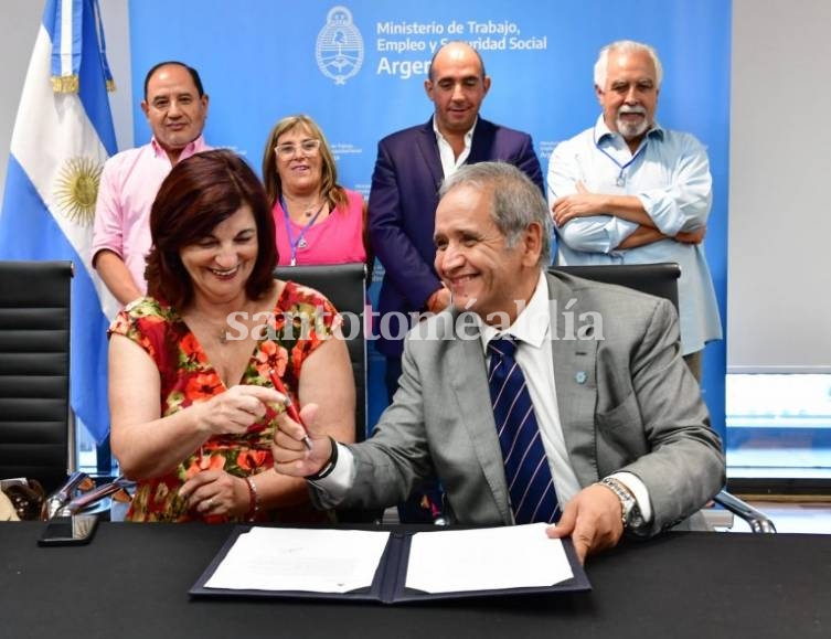 Bancarios llegaron a un acuerdo y lograron una compensación inédita por Ganancias