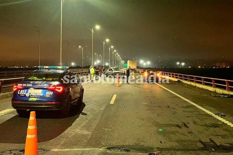 El fatal incidente ocurrió en el puente sobre el río Salado.