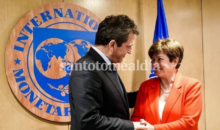 FMI: aceleran las negociaciones y analizan pago anticipado de u$s1.700 M