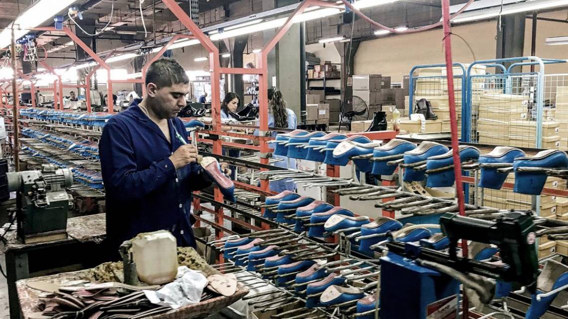 Bajó el desempleo al 6,2%, pero a cuatro de cada diez asalariados no les hacen aportes jubilatorios