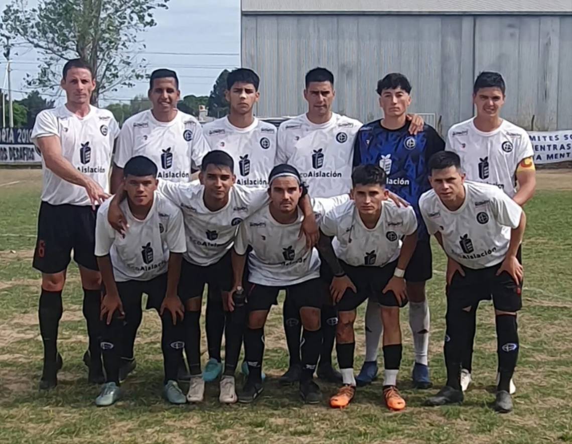 Liga Santafesina: goleó Academia y mantiene la ventaja sobre Atenas y Banco, que también ganaron