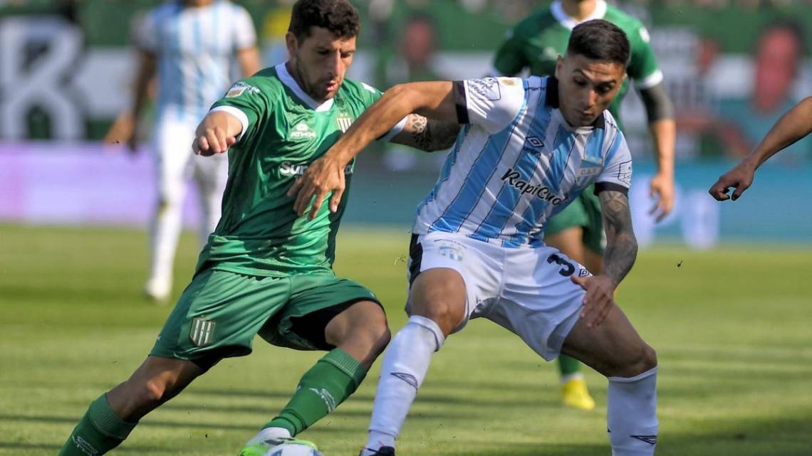 Banfield y Atlético Tucumán empataron sin goles en un partido con escasas llegadas