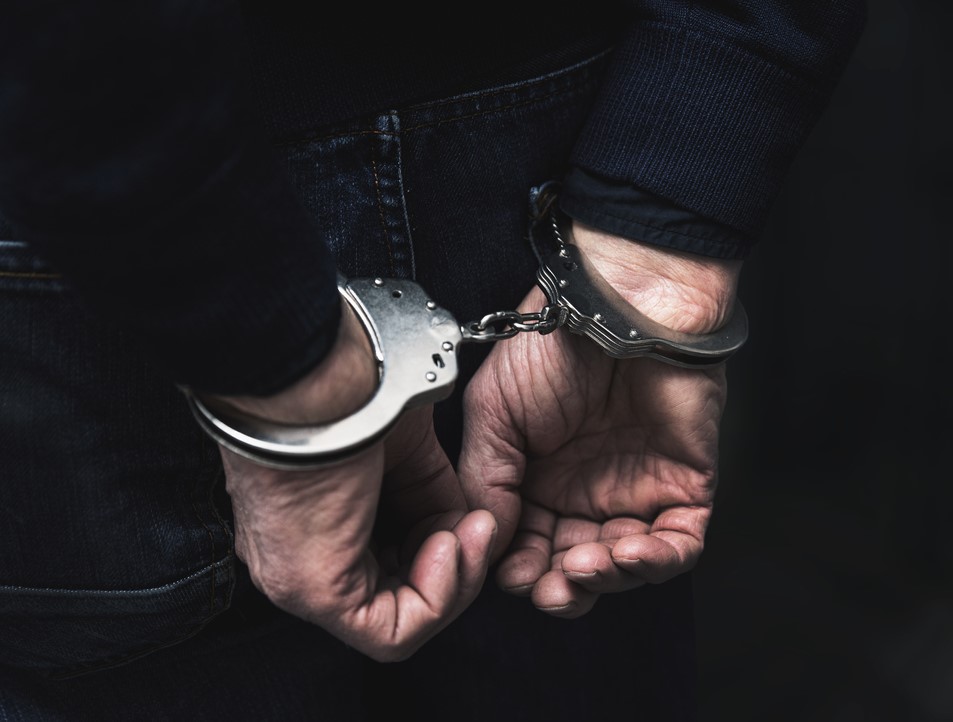 Condenaron a 12 años de prisión a un hombre que abusó sexualmente de la hija menor de edad de su pareja 
