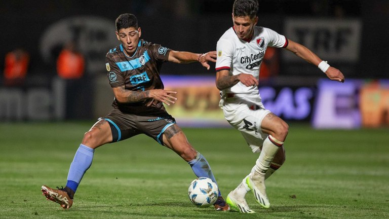 Platense empató con Newell's pero se mantiene en los cuatro primeros de su zona