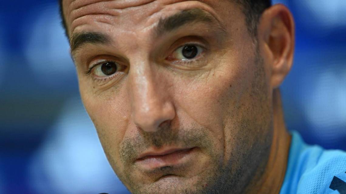 Scaloni y su cuerpo técnico, más cerca de decir presente en el sorteo de la Copa América.