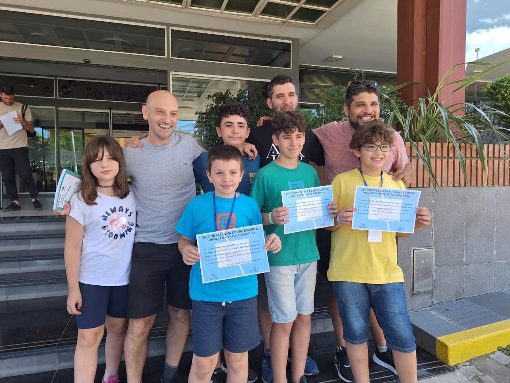 Estudiantes de la Primaria UNL premiados en Olimpiadas de Matemática