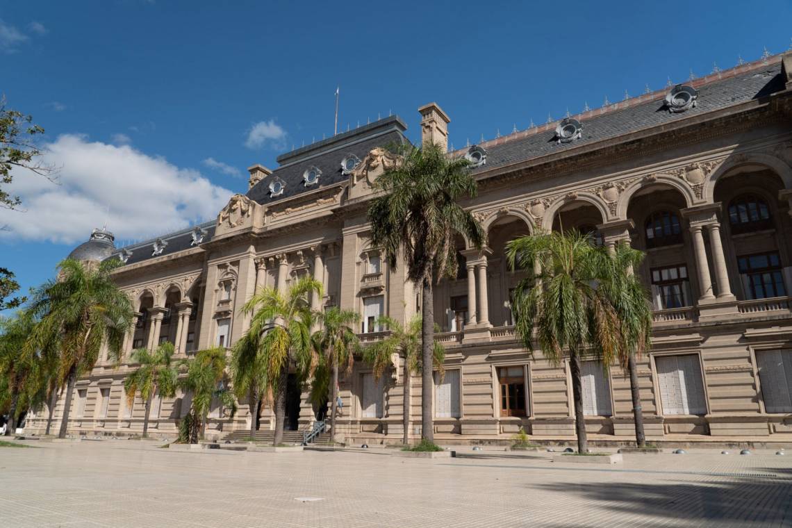 Paritaria: el Gobierno propuso un aumento del 8% dividido en tres tramos