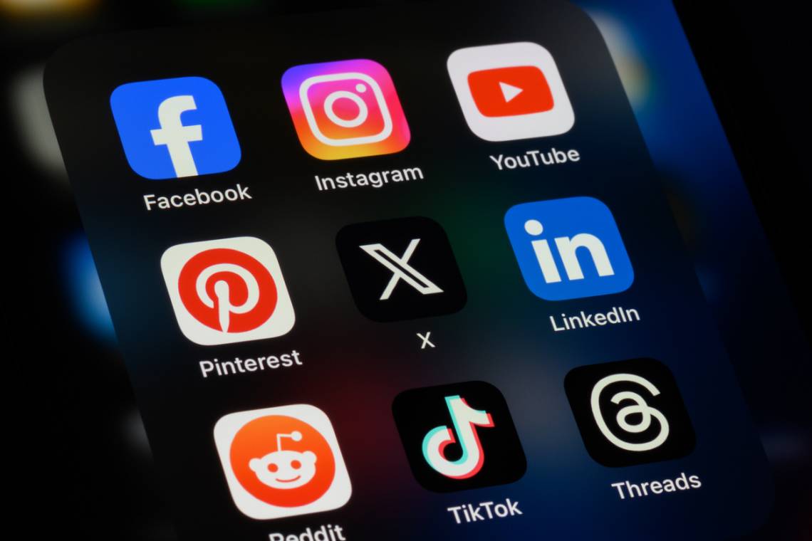 Los riesgos de informarse únicamente a través de redes sociales