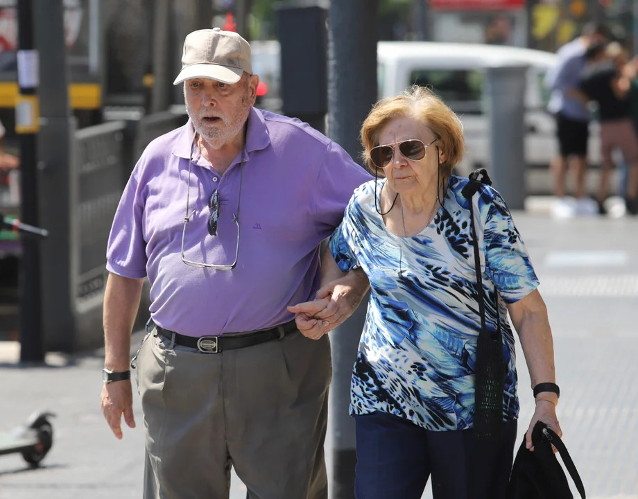 Aumento por decreto a jubilados: cuánto pasarán a ganar desde abril. (Foto: NA)