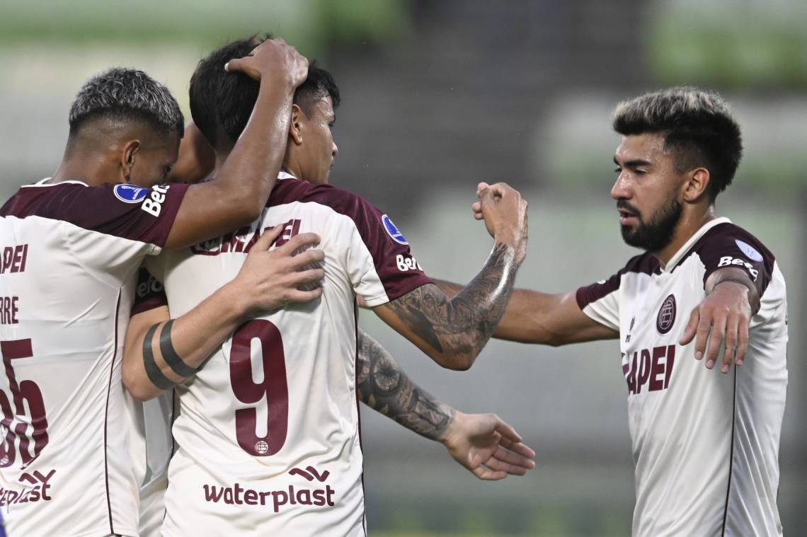 Lanús le ganó a Metropolitanos por 2 a 0 como visitante . (Foto: Lanús)