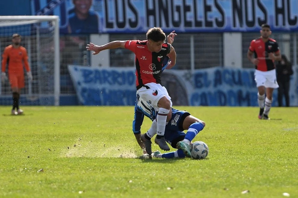Colón perdió 2 a 0 con San Telmo y ahora solo lleva un punto de ventaja