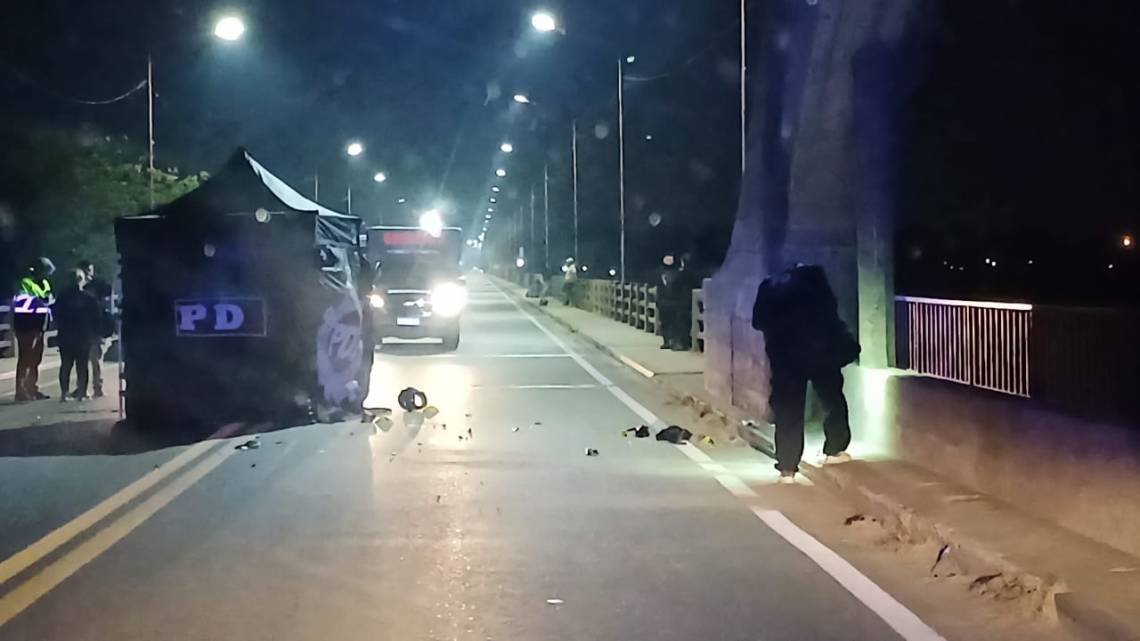 Increíble: otro muerto en el puente Carretero en un accidente protagonizado por una moto