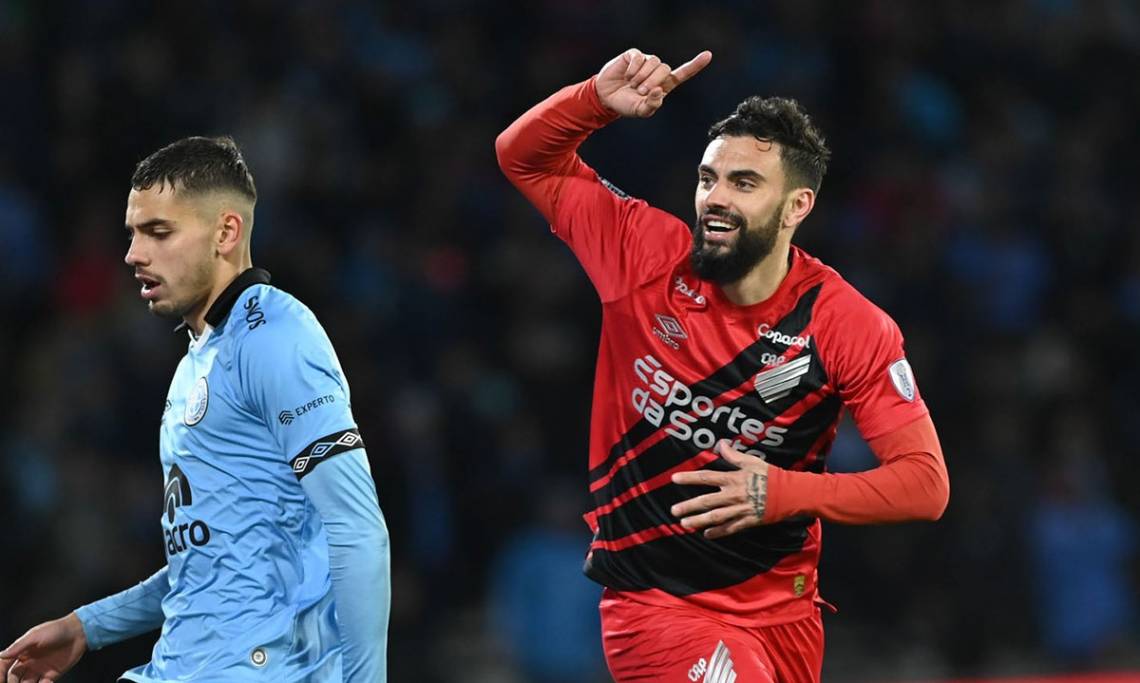 Belgrano perdió ante Paranaense y quedó fuera de la Sudamericana