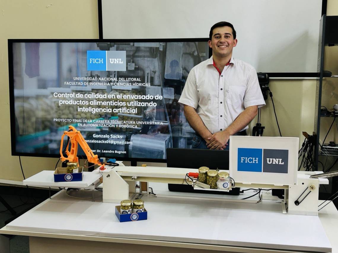 UNL: Automatización y Robótica tiene su primer graduado