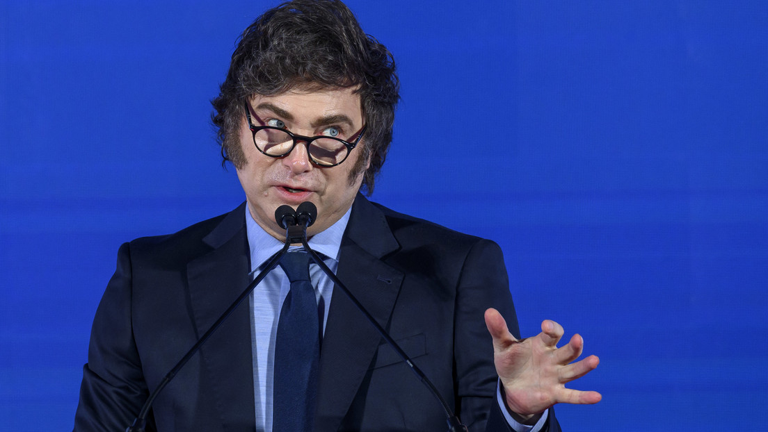 Violento y discriminatorio