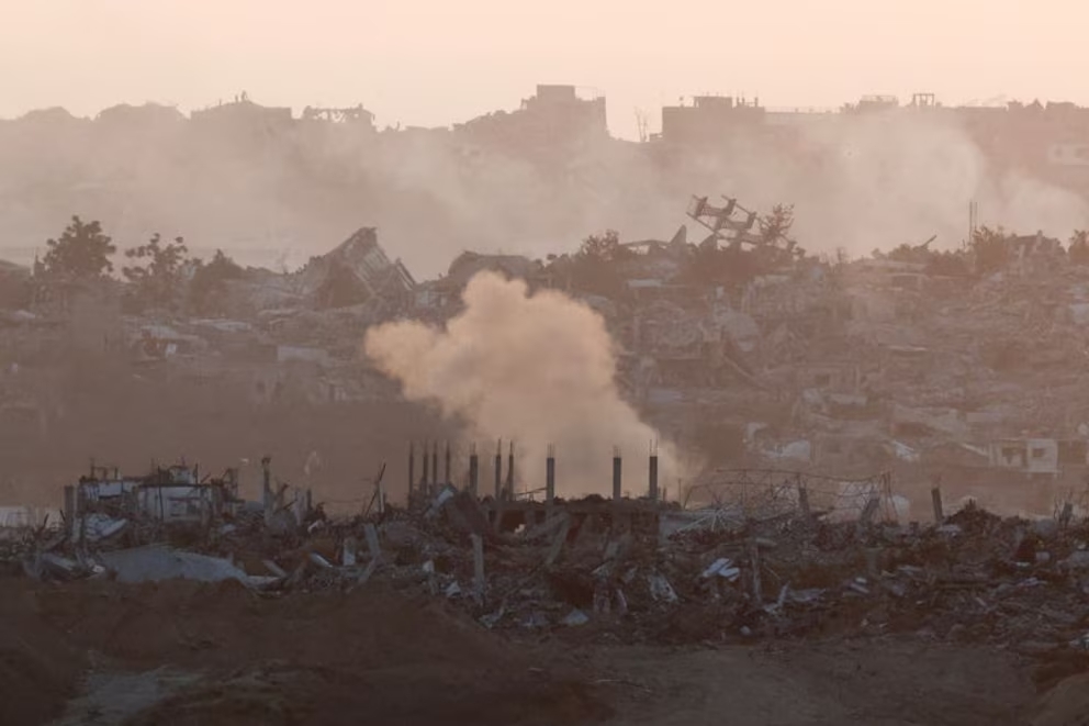 Israel bombardeó el aeropuerto de Saná y eliminó objetivos terroristas de los hutíes: “Destruimos su último avión”